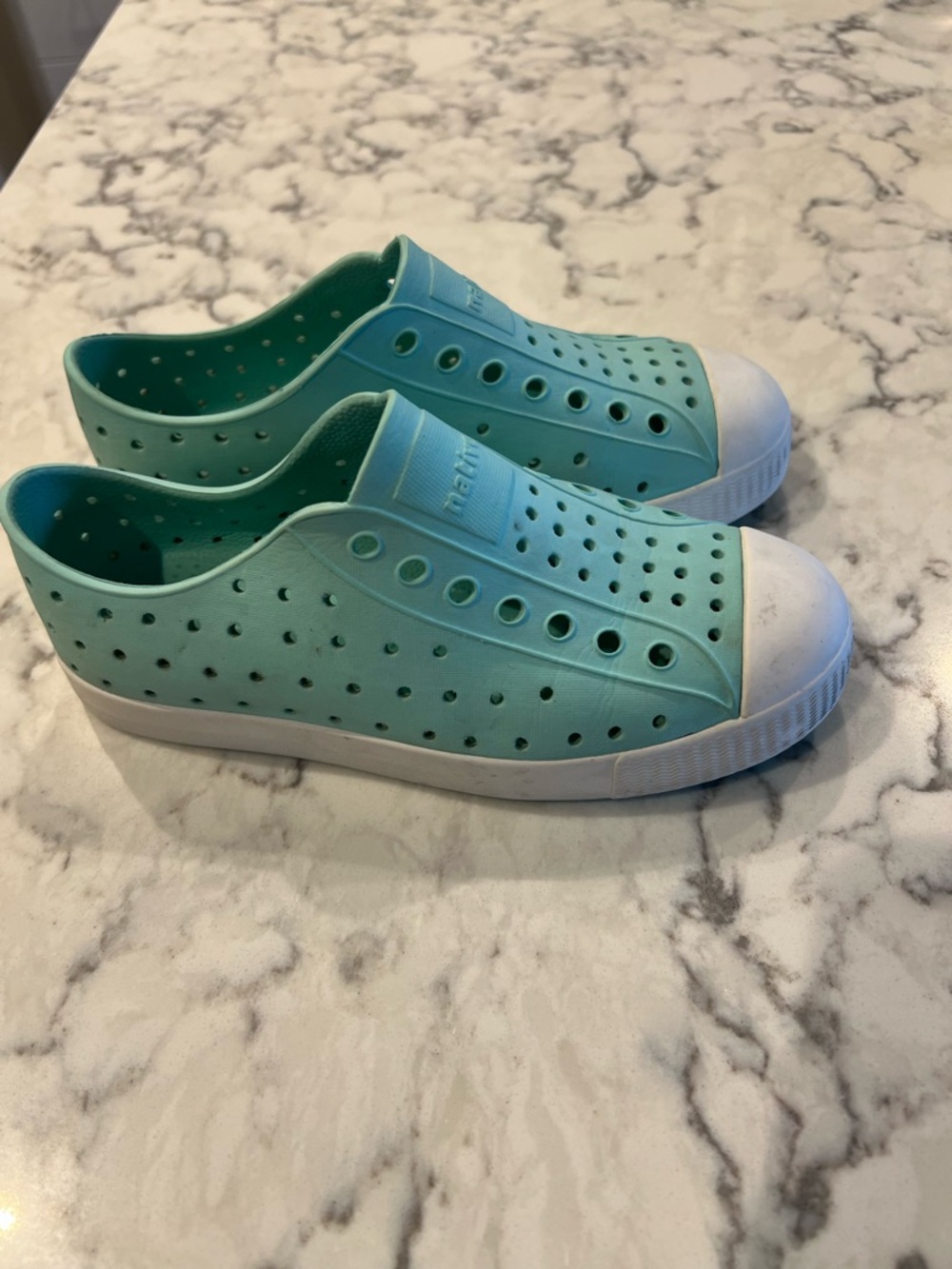 Light Blue Sz 1 Native Shoes